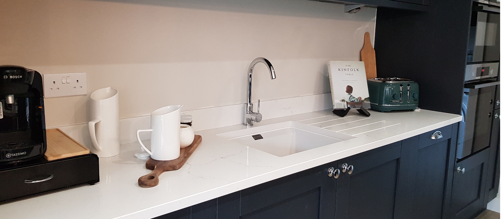 The Royal Collection - Quartz 